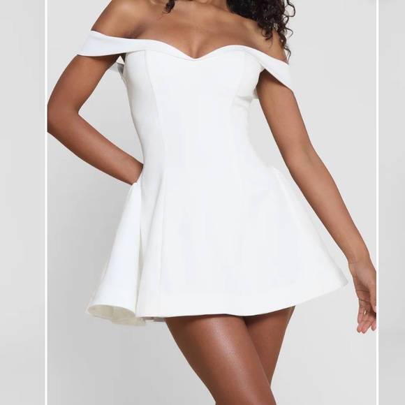 Leah White Off-Shoulder Babydoll mini Dress Flare hip XS - Picture 1 of 12